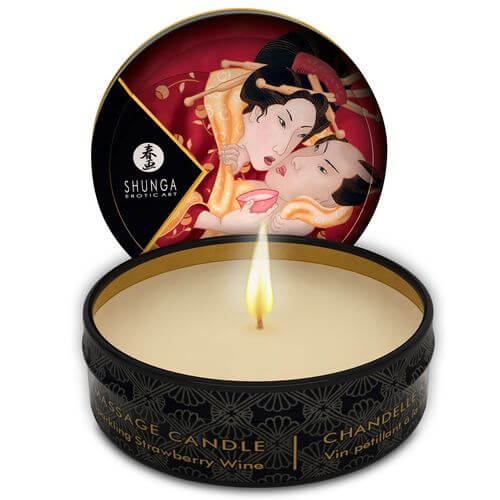 Lumânare pentru masaj ROMANCE, cu aromă de căpșuni, 30 ml, Shunga