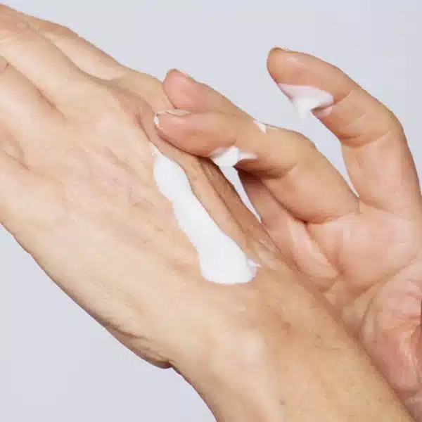 Cremă hrănitoare pentru mâini ENDRO, 50ml