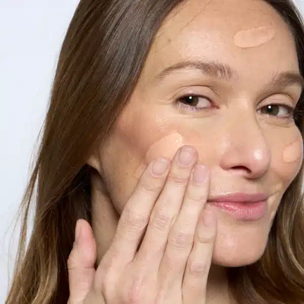 3701761500613-5 Cremă pentru față iluminatoare ENDRO, 50ml